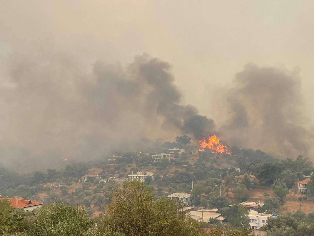 Milas'ta başladı, Bodrum'a sıçradı! 2 çıkarma gemisi bölgede 9